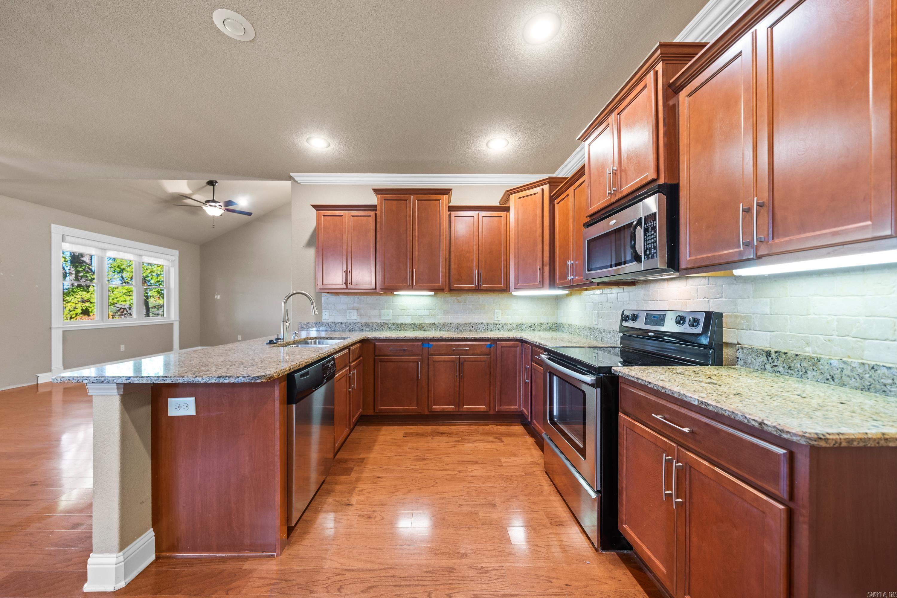 BAYHILL - Residential
