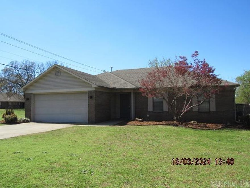 Well maintained 3-bedroom home. Amenities including recently painted interior walls in 2022, vaulted ceiling in the family room, 2-inch blinds throughout, all kitchen appliances including refrigerator, separate laundry area with hook-ups, abundant landscaping, oversized fully fenced yard with large patio, 2-car garage. Available now. Small pet negotiable with a non-refundable pet fee.***PLEASE NOTE WE DO NOT ADVERTISE ON CRAIGSLIST OR FACEBOOK MARKETPLACE. ANY LISTING OF OURS SEEN IS A SCAM!!!***