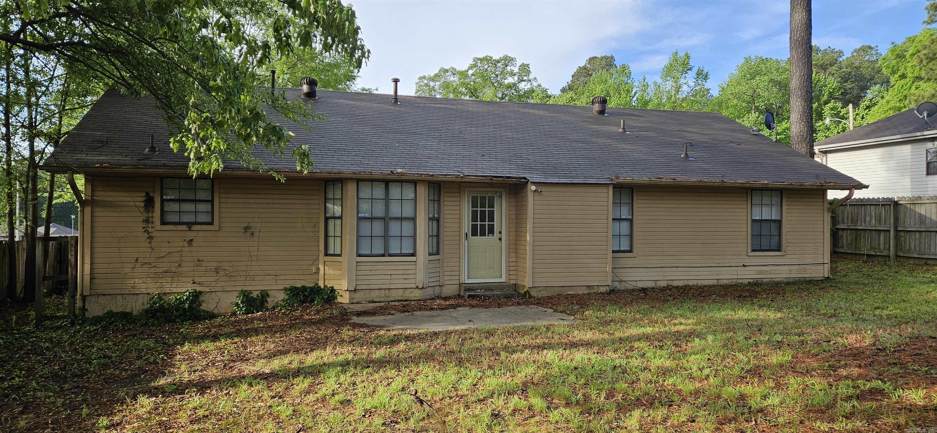 OXFORD VALLEY - Residential