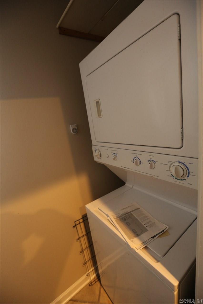 Hill Crest - Residential Lease