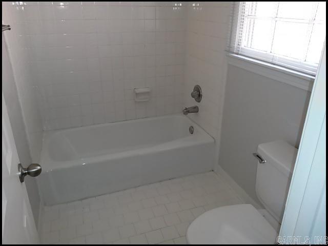 Hill Crest - Residential Lease