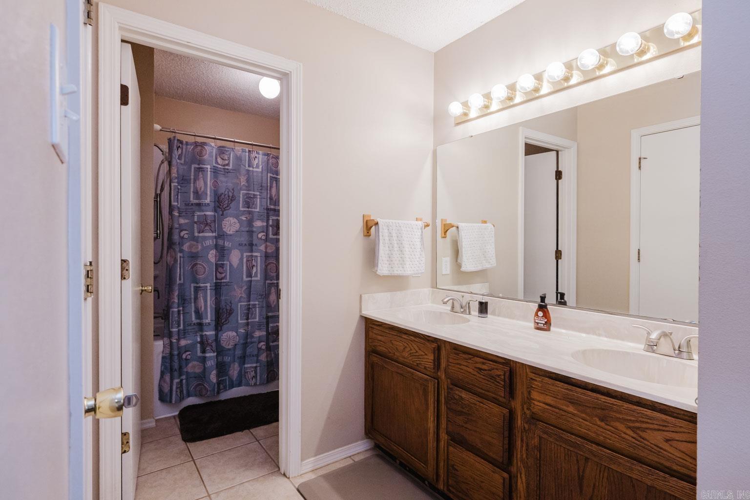 BRYANT MEADOWS - Residential