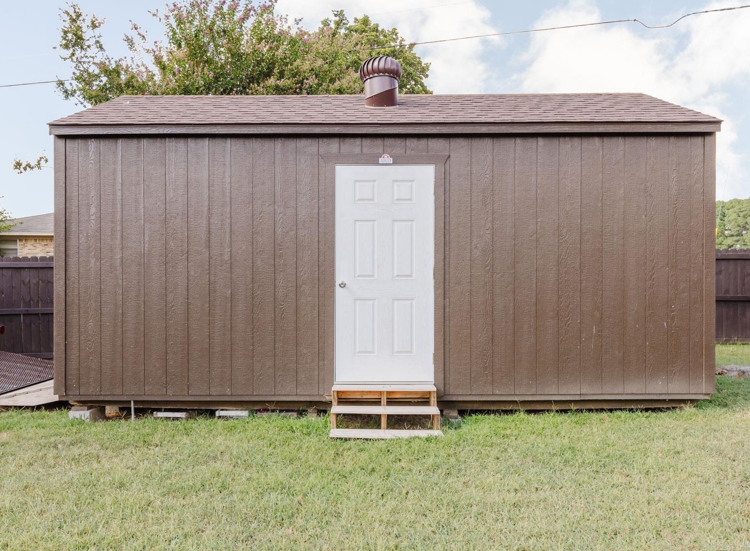 BRYANT MEADOWS - Residential