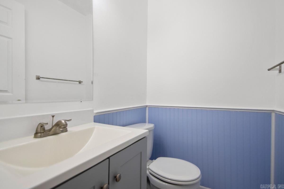 Twin Lakes - Residential