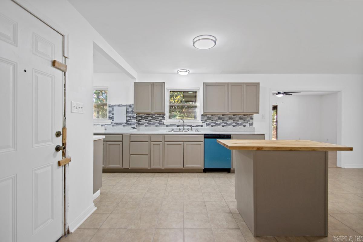 Twin Lakes - Residential