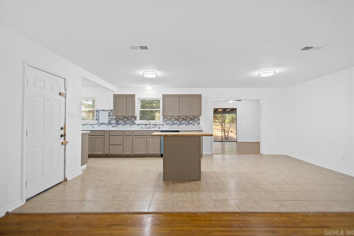 Twin Lakes - Residential