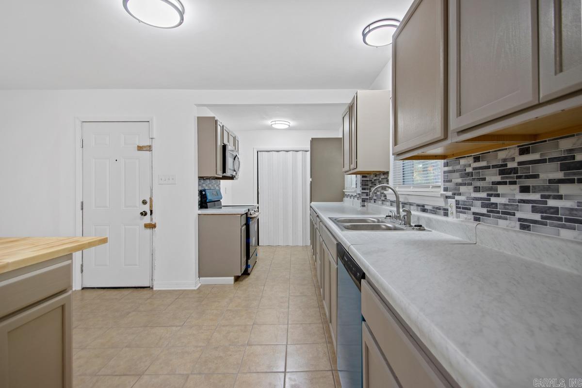 Twin Lakes - Residential