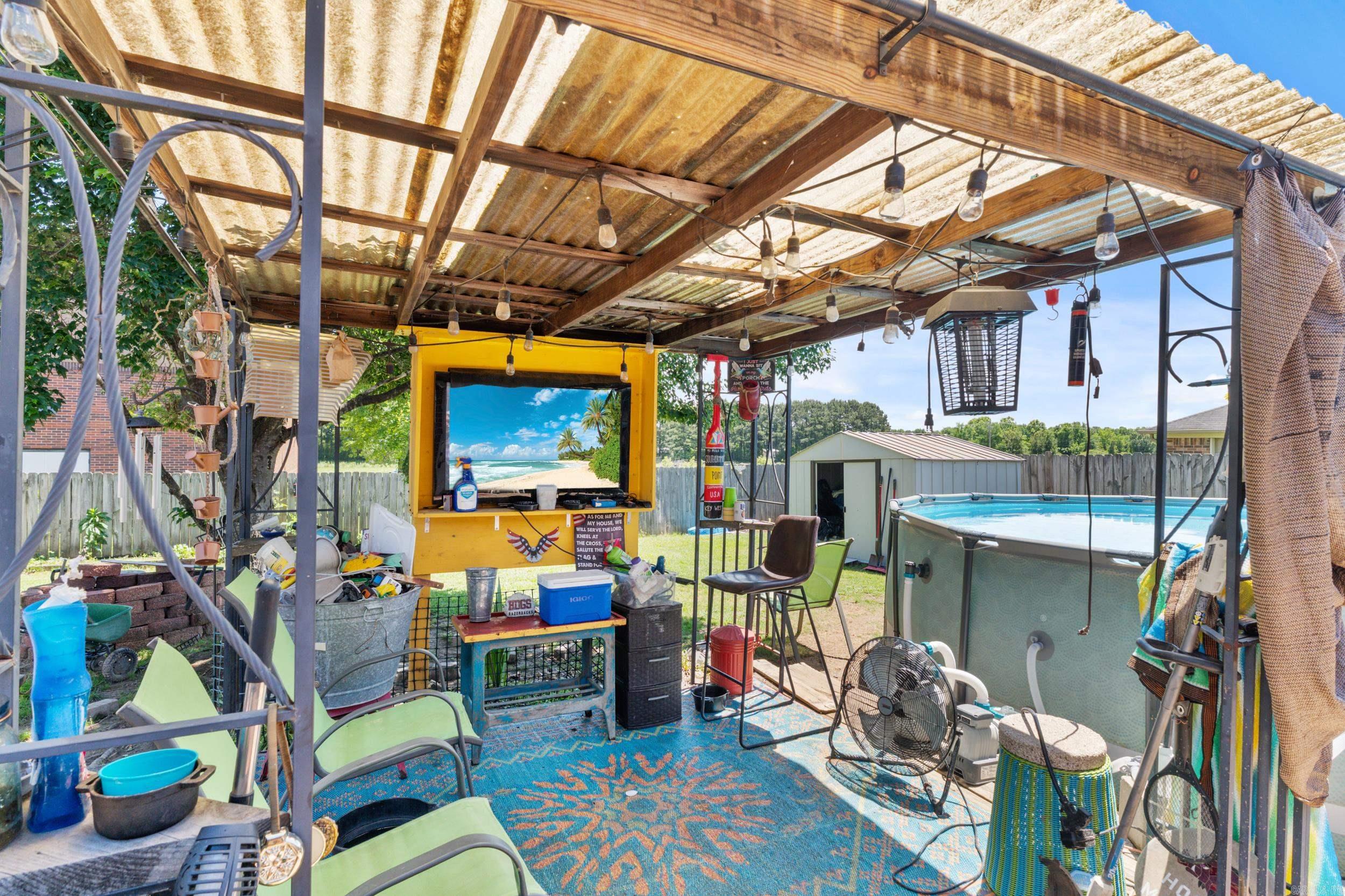 CHERUB COURT - Residential