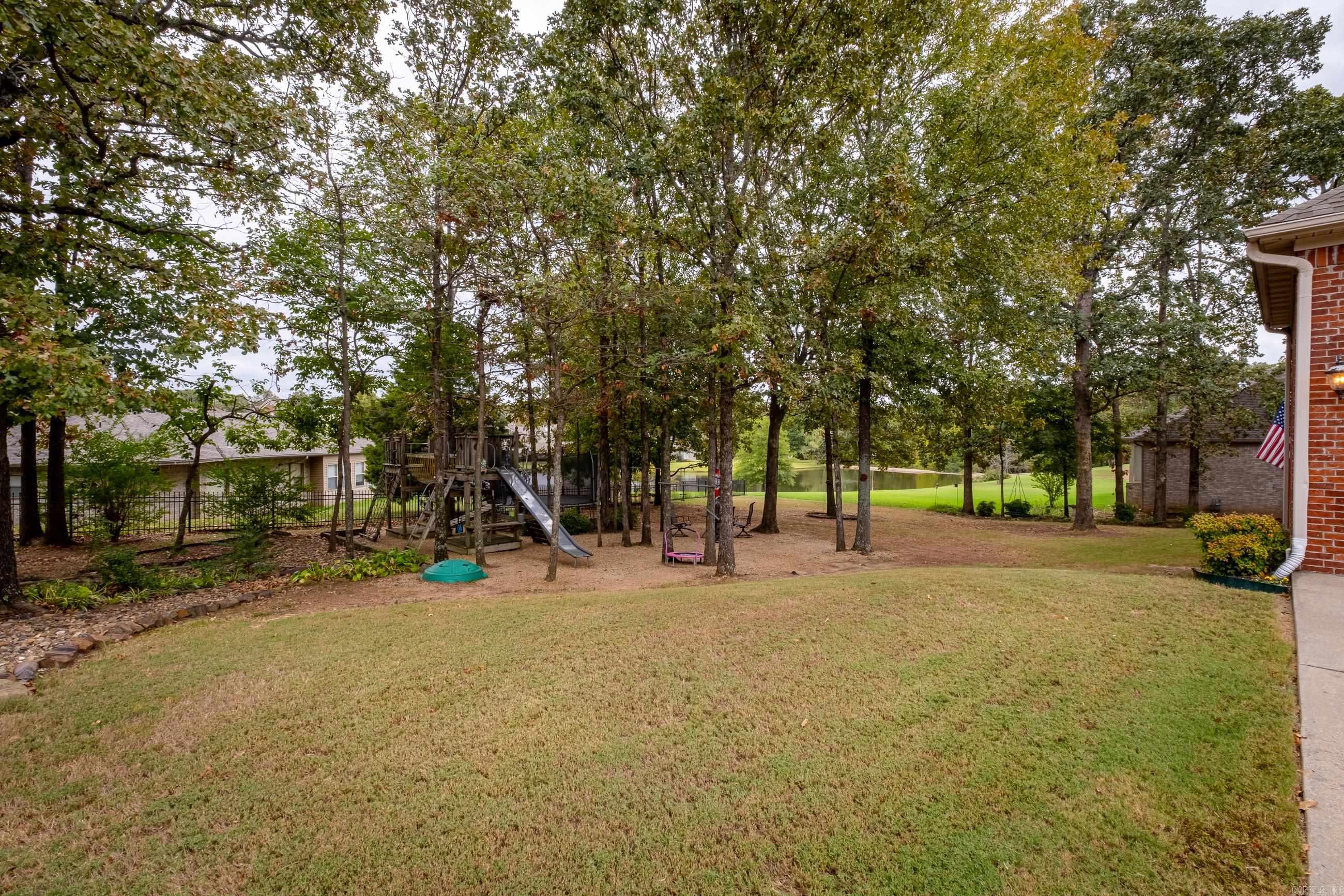 MILLERS CROSSING - Residential