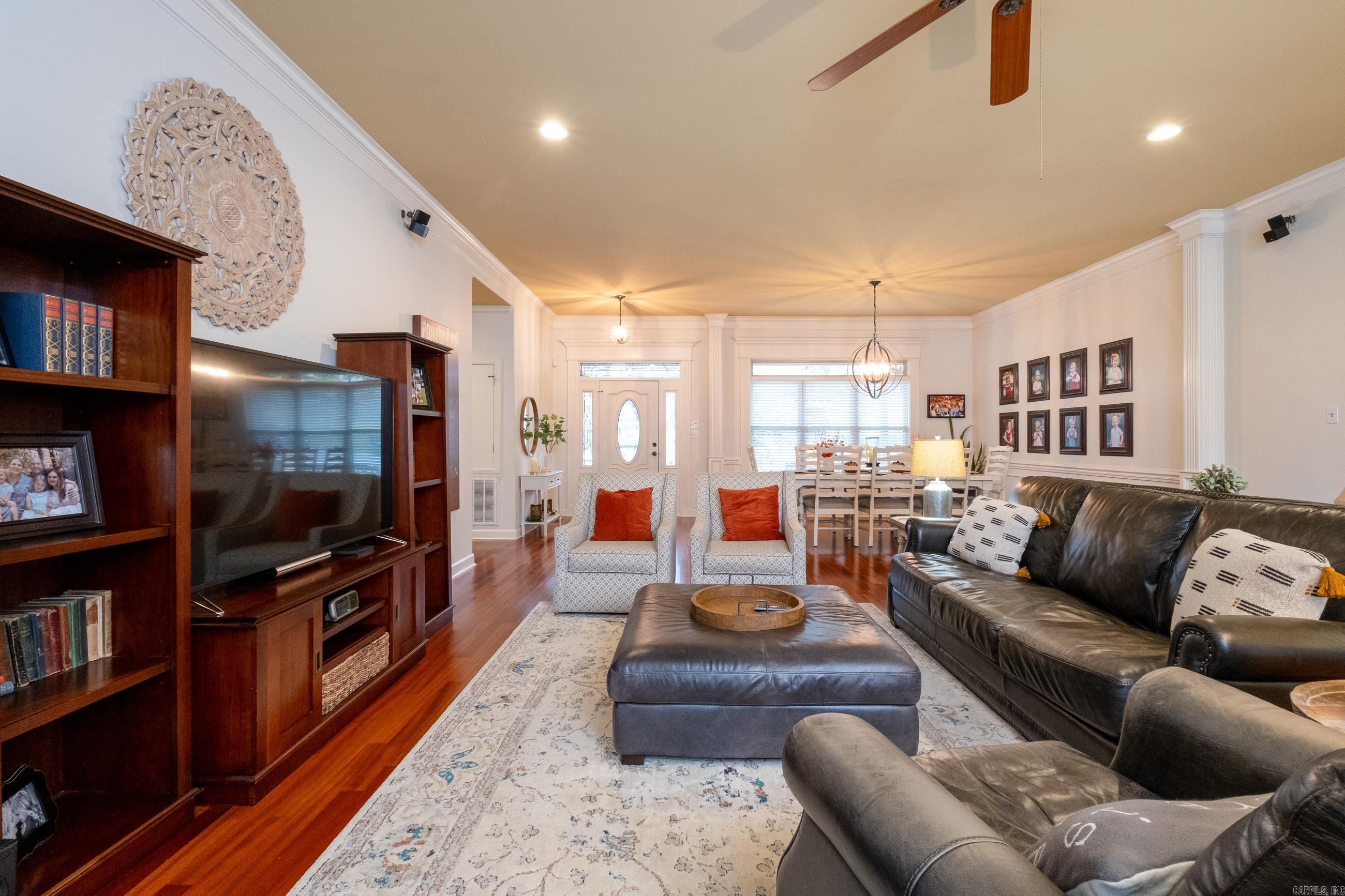 MILLERS CROSSING - Residential