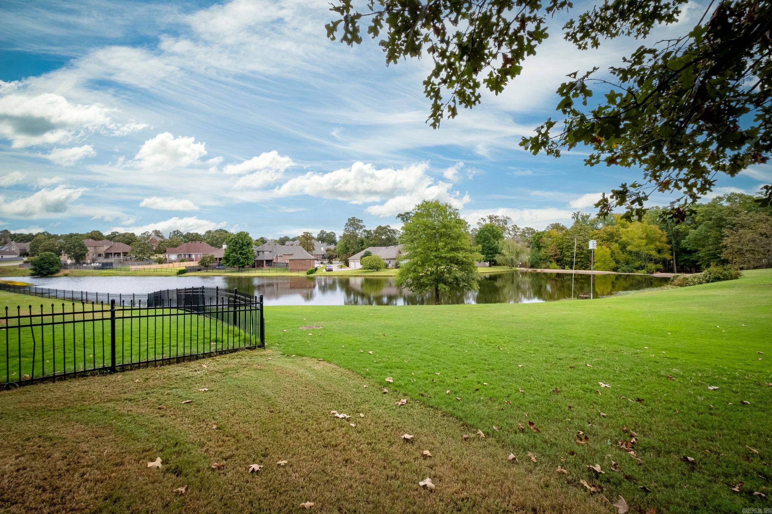 MILLERS CROSSING - Residential