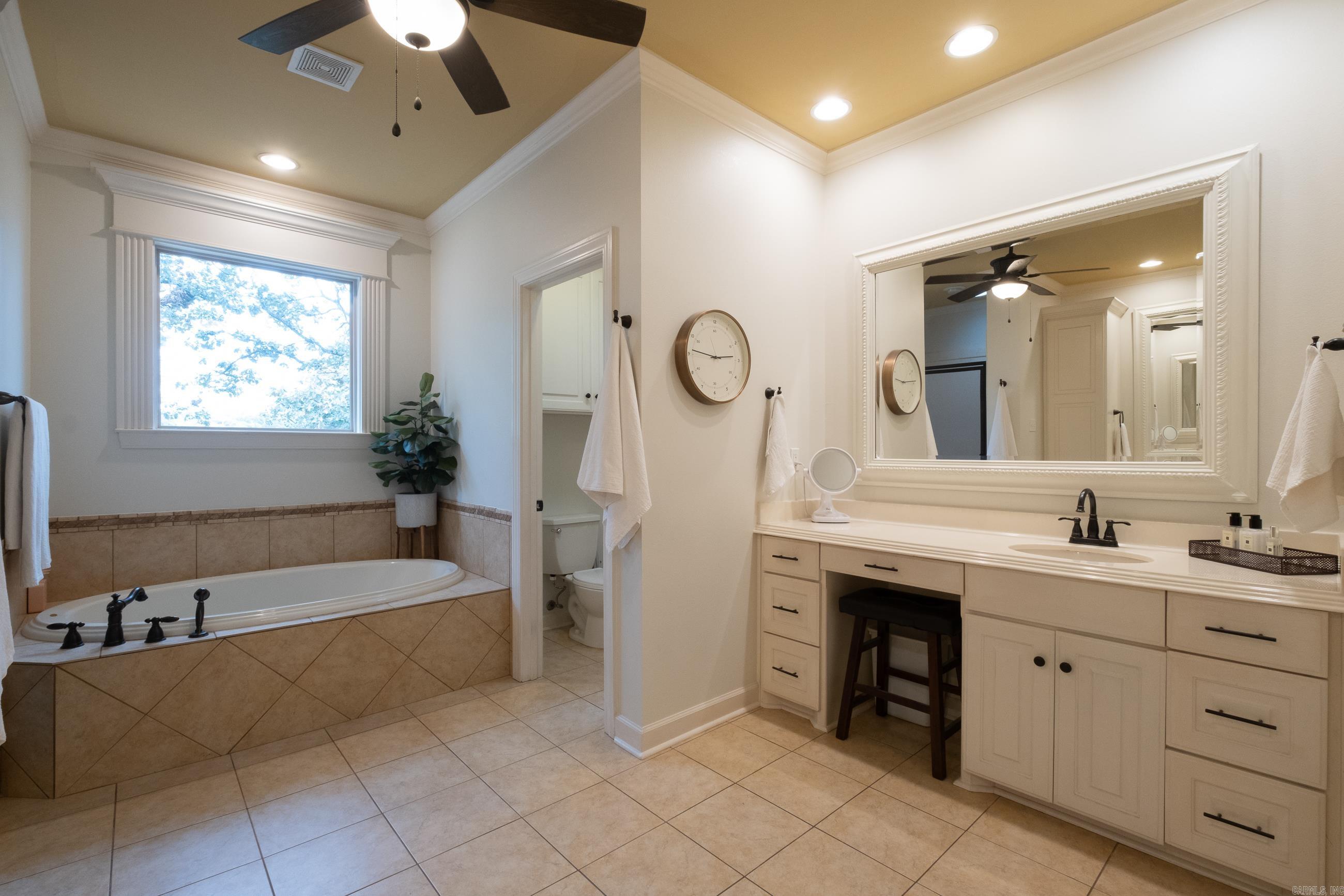 MILLERS CROSSING - Residential