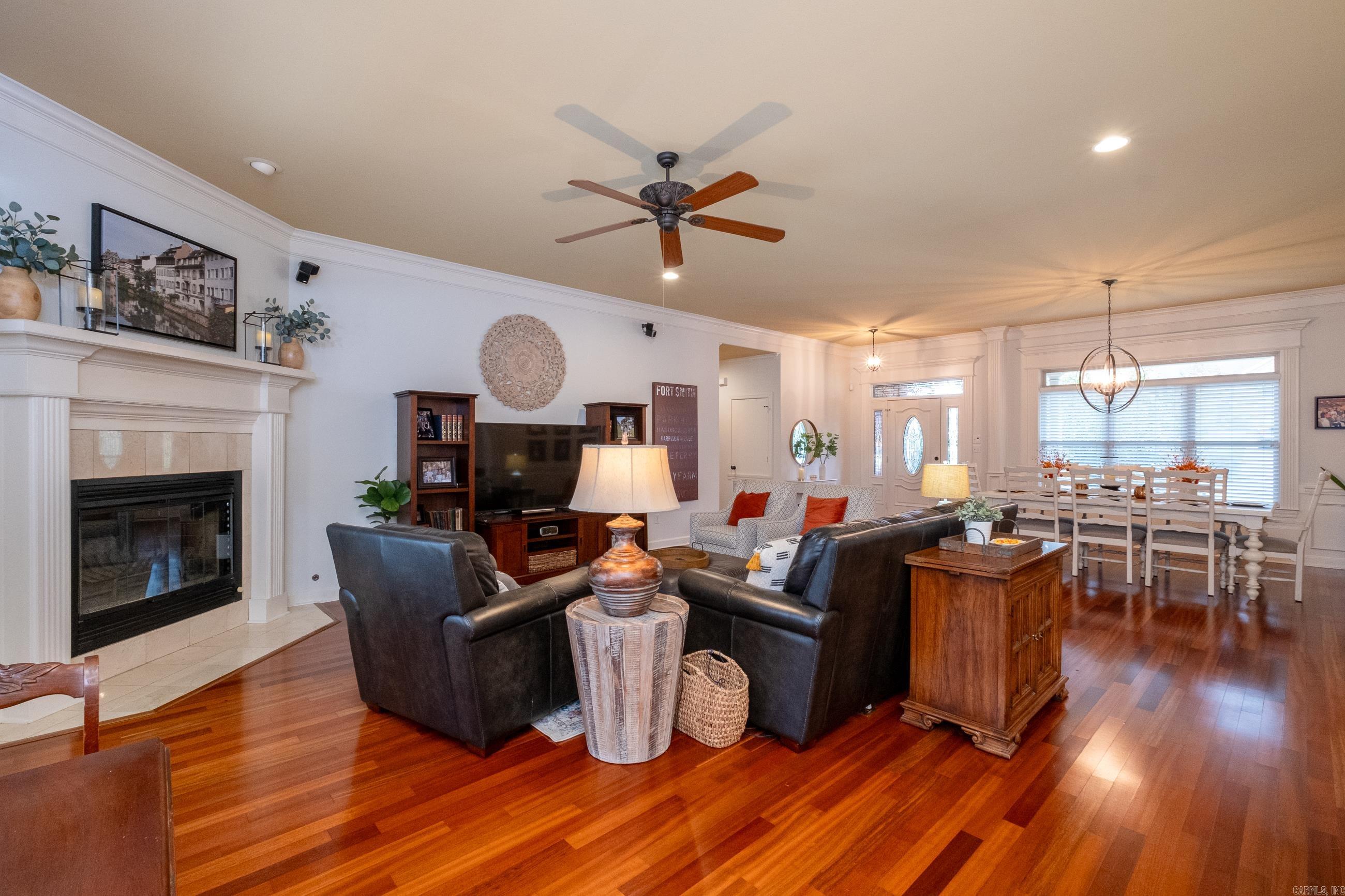 MILLERS CROSSING - Residential