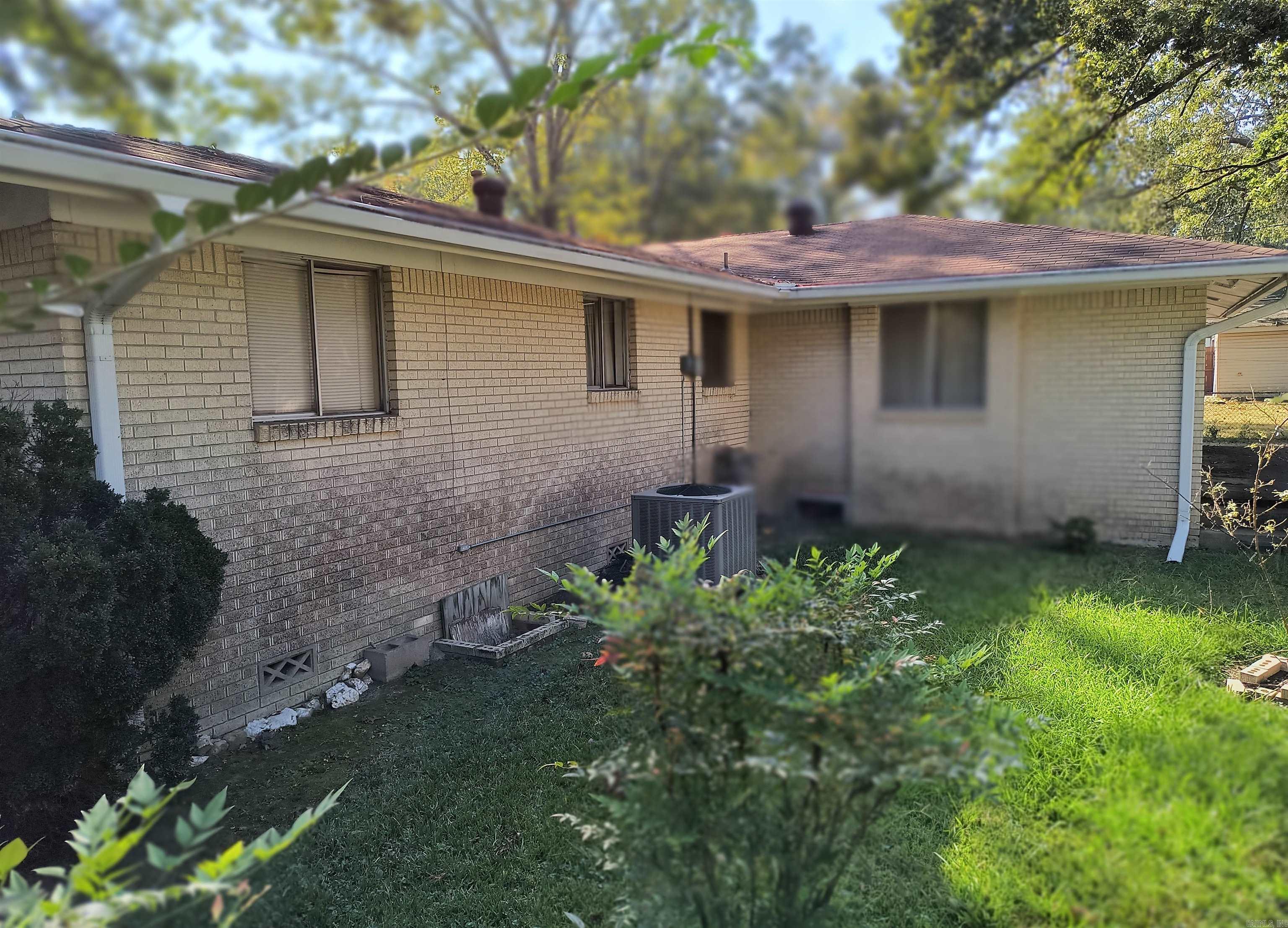 Oulettas 1st - Residential