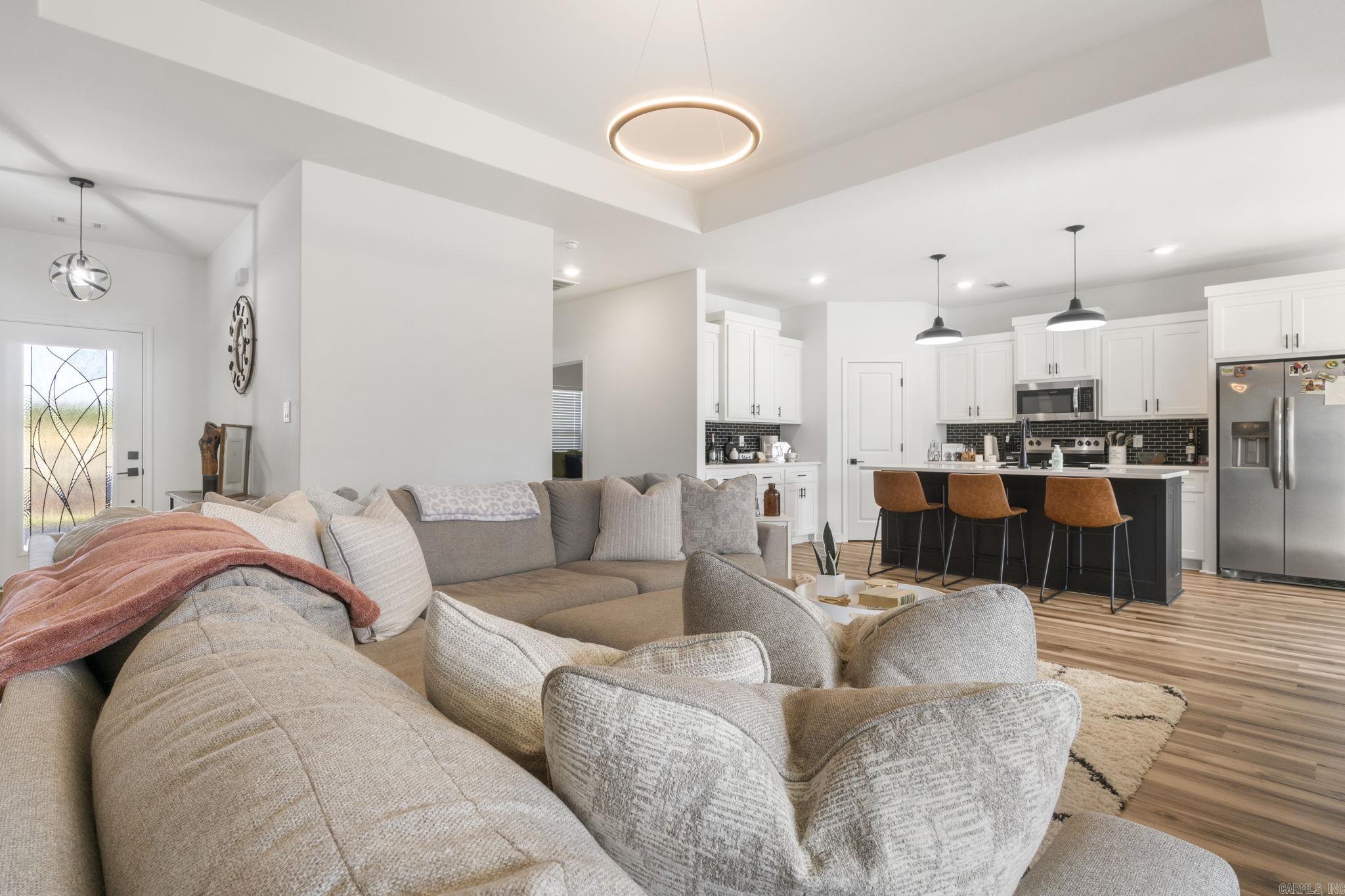 NORTHSHORE RIDGE - Residential