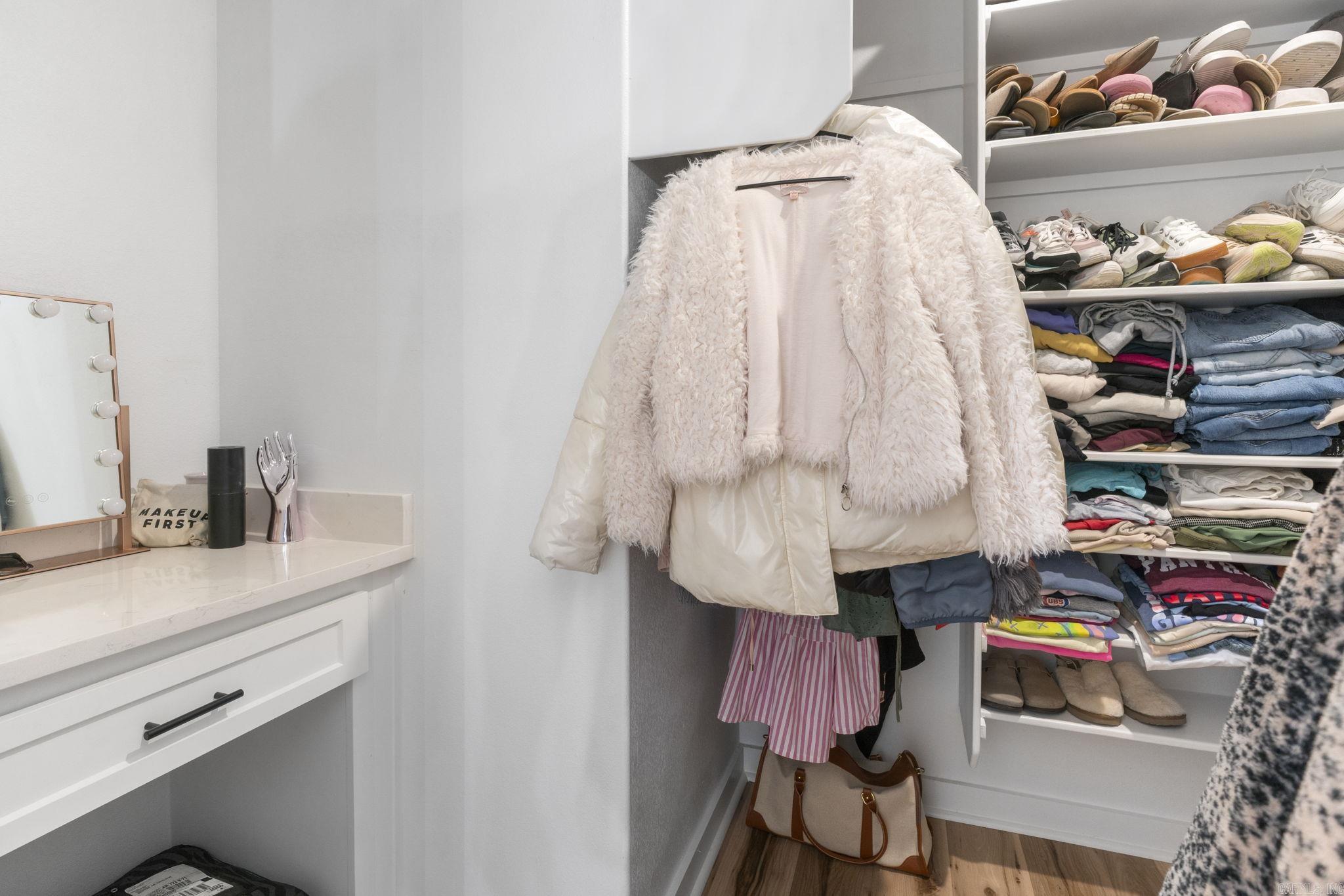 NORTHSHORE RIDGE - Residential