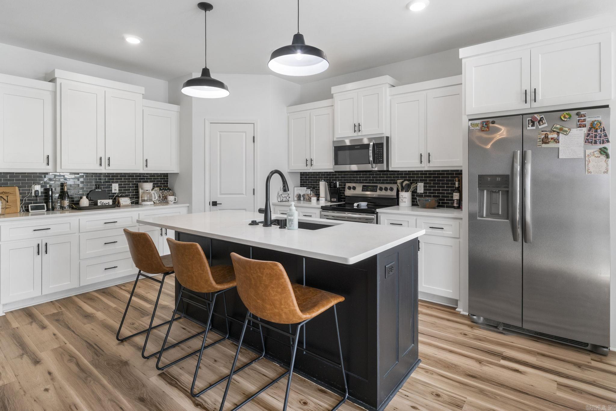 NORTHSHORE RIDGE - Residential