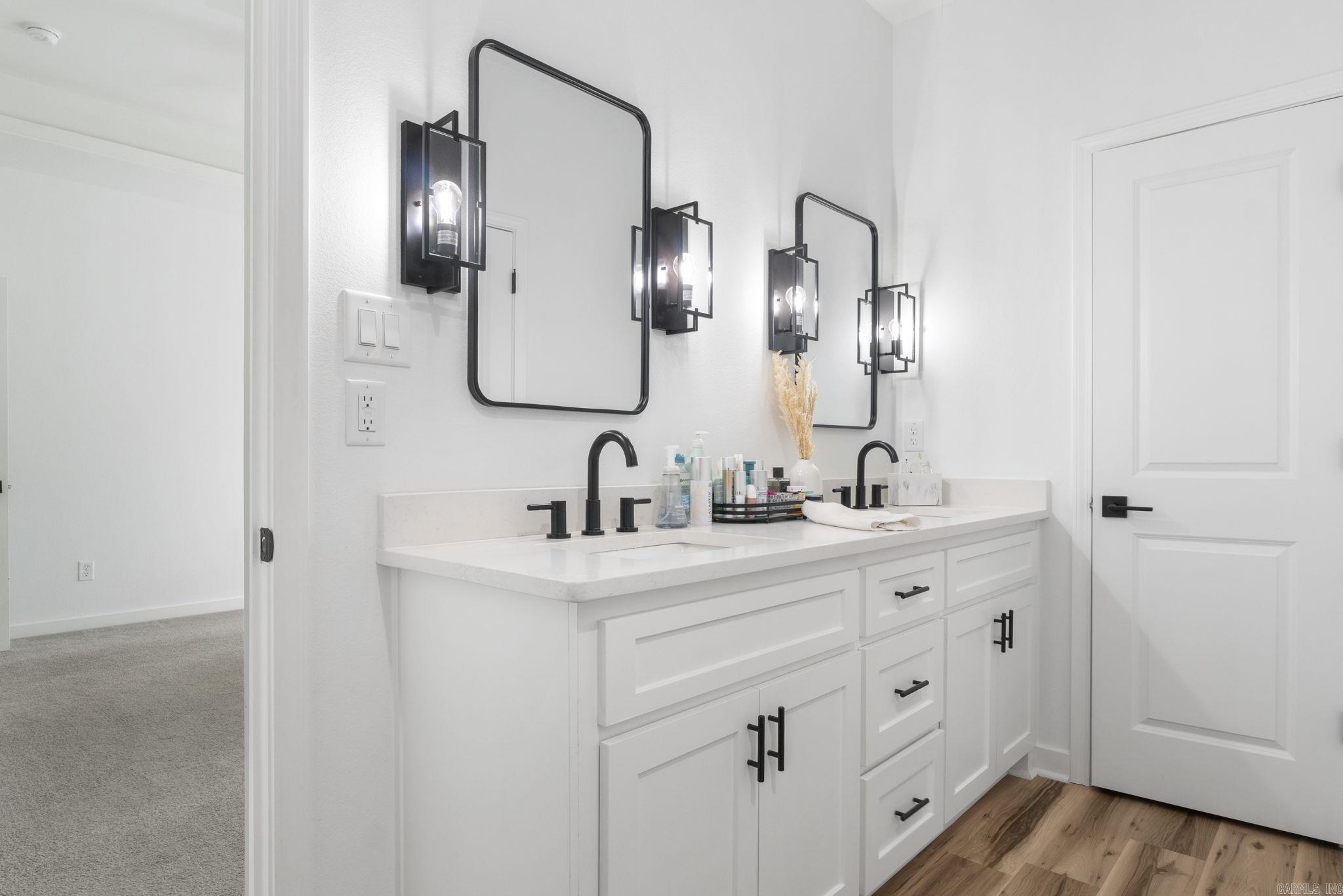 NORTHSHORE RIDGE - Residential