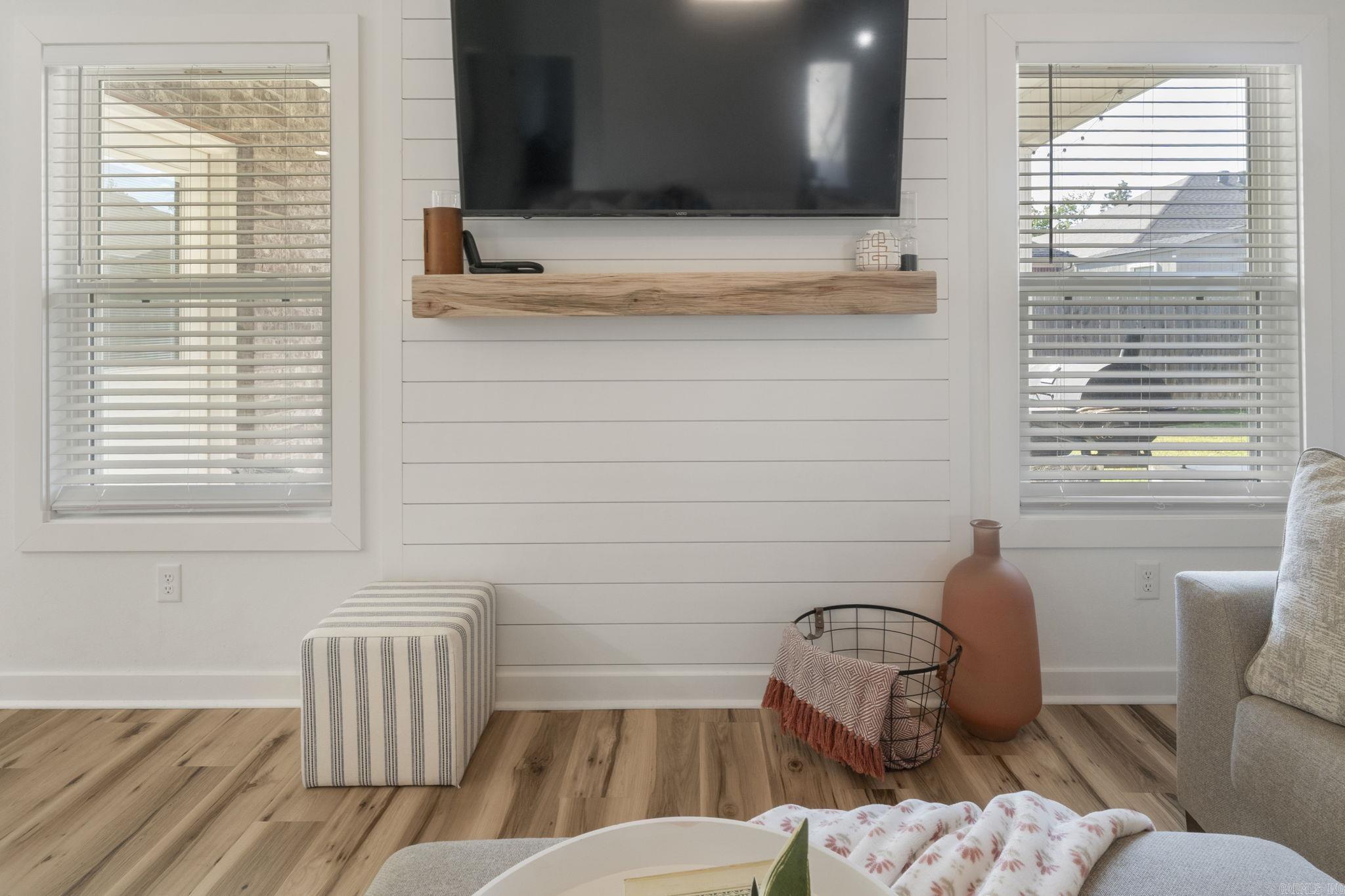 NORTHSHORE RIDGE - Residential