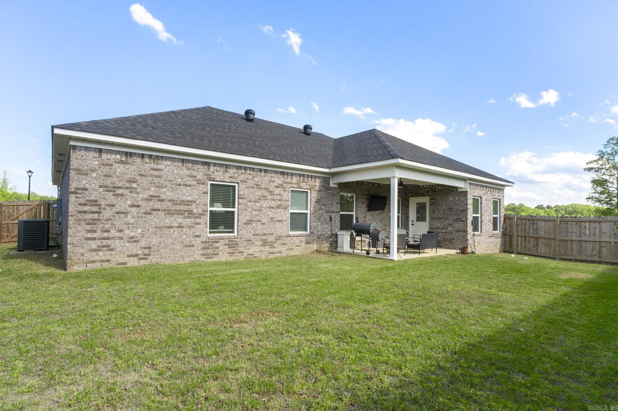 NORTHSHORE RIDGE - Residential