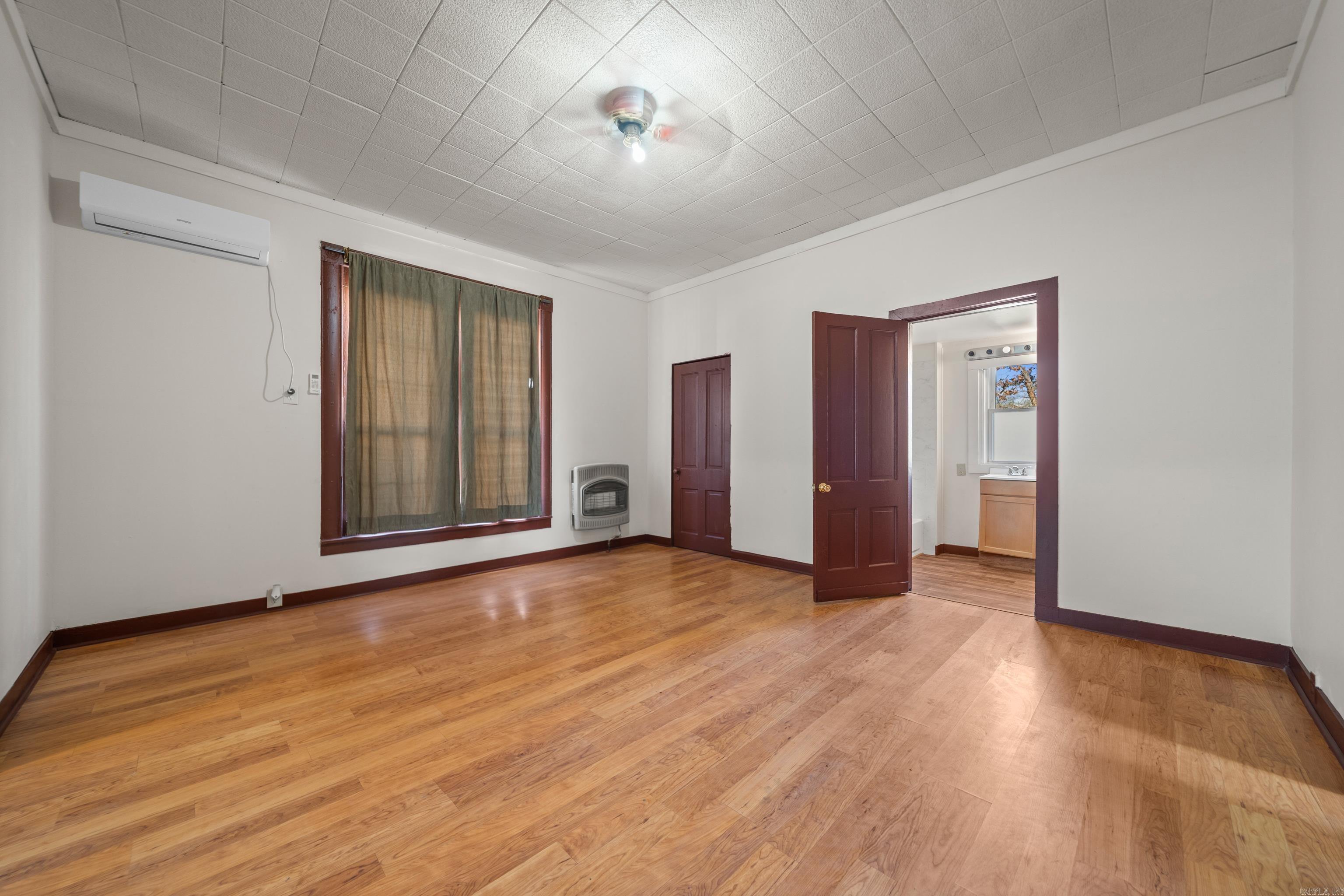 HSR BLK - Residential