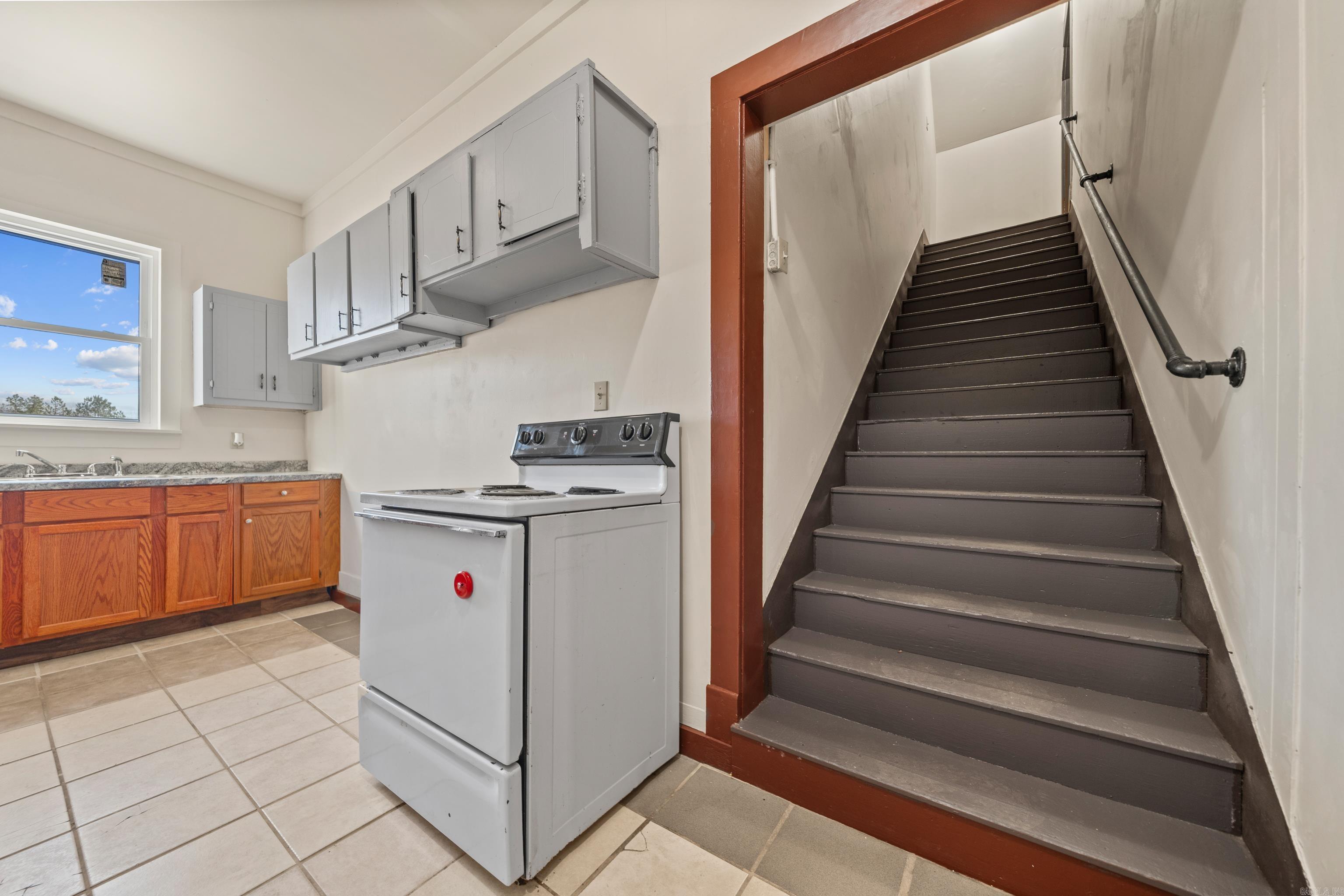 HSR BLK - Residential