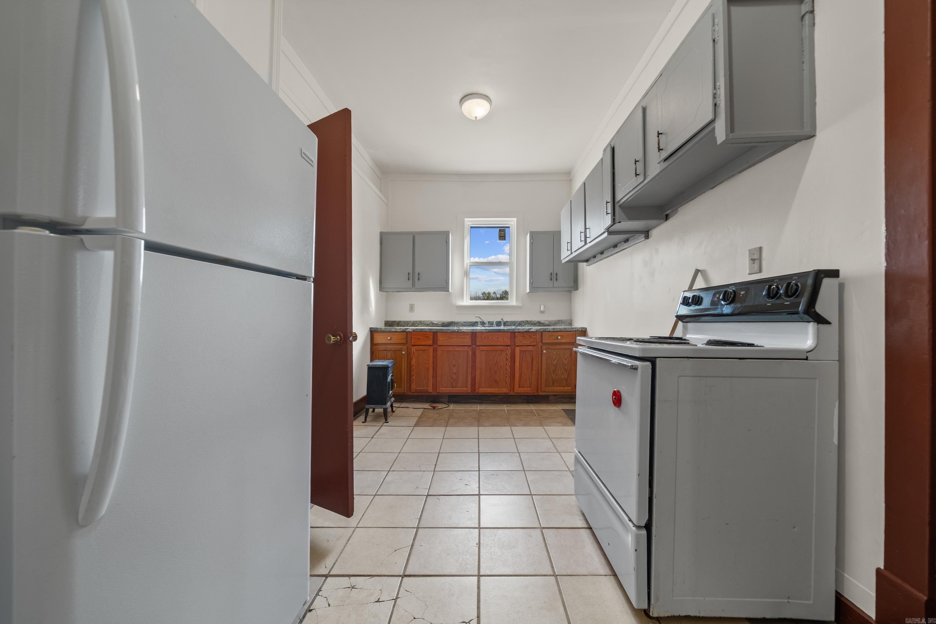 HSR BLK - Residential