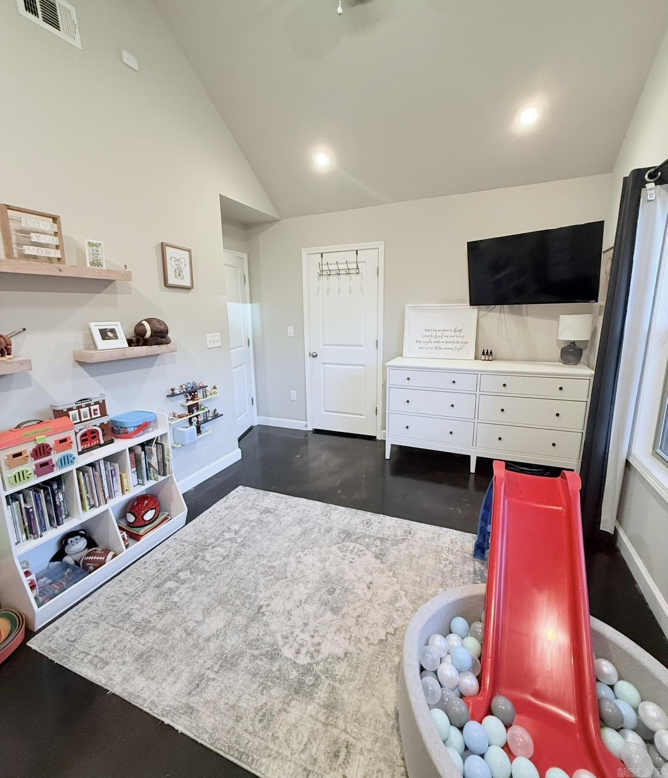 PRAIRIE MEADOWS - Residential