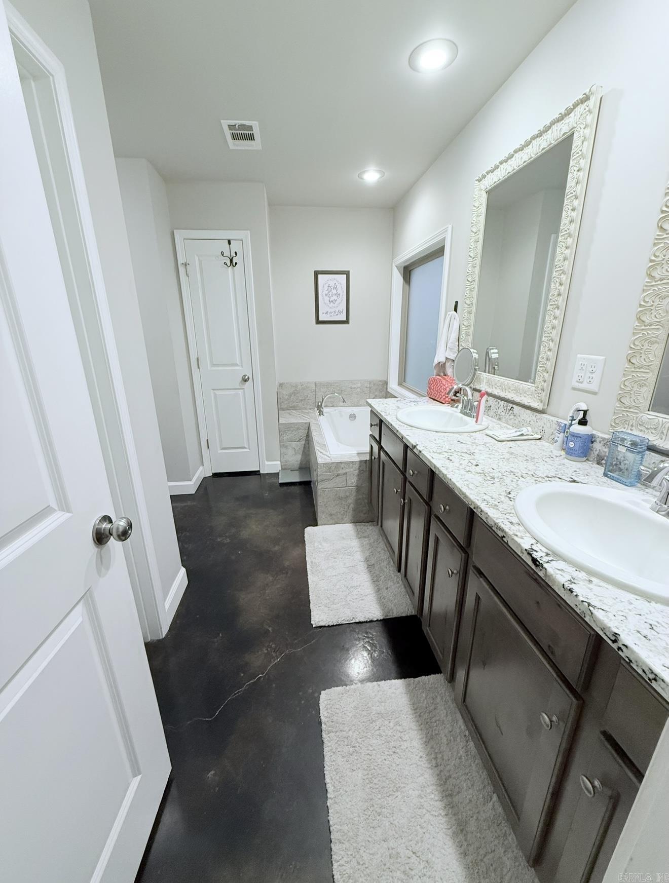 PRAIRIE MEADOWS - Residential