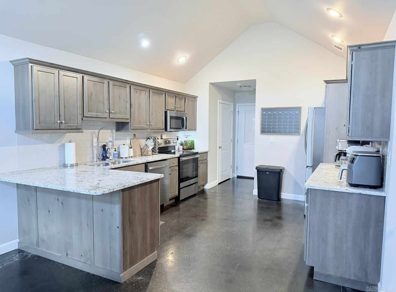 PRAIRIE MEADOWS - Residential