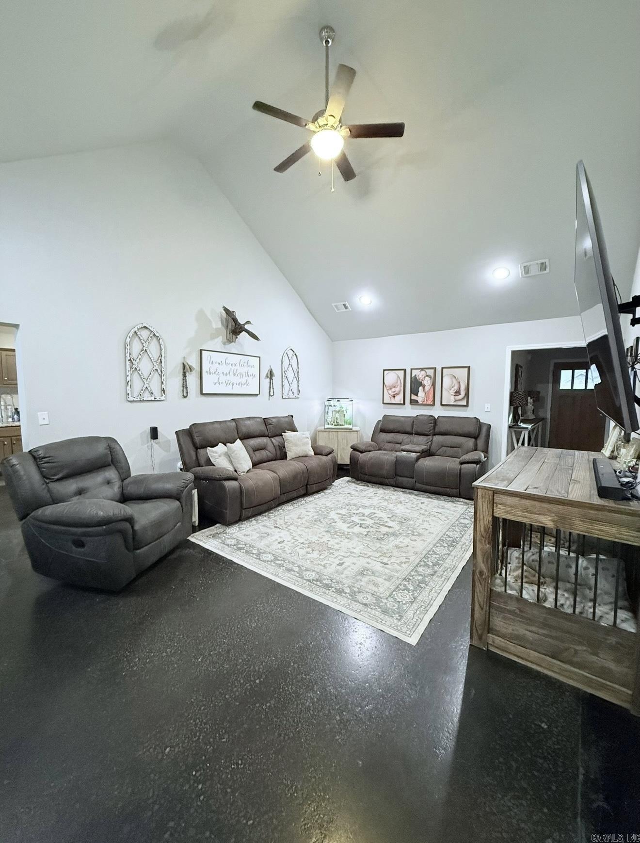 PRAIRIE MEADOWS - Residential