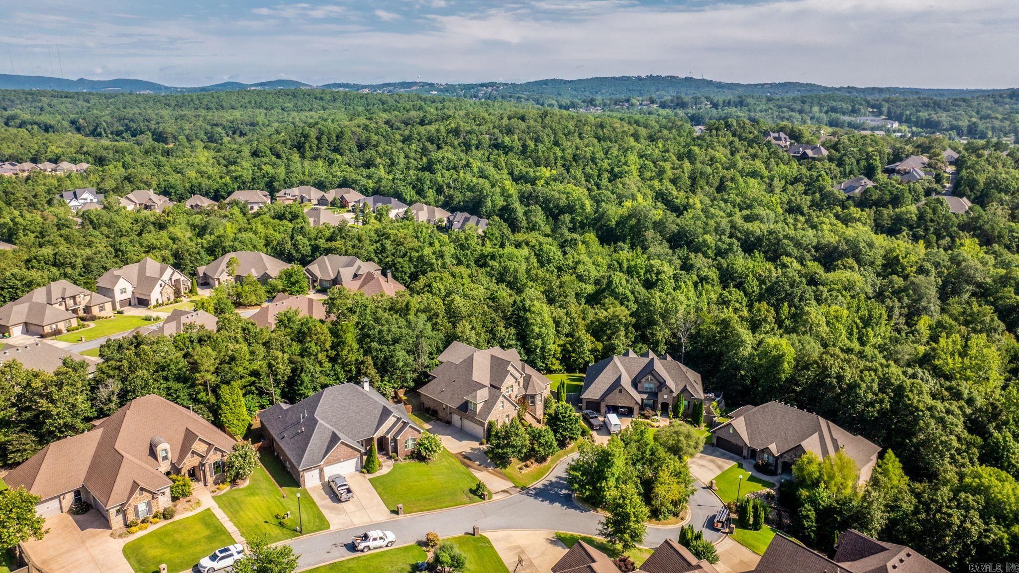 WOODLANDS EDGE - Residential