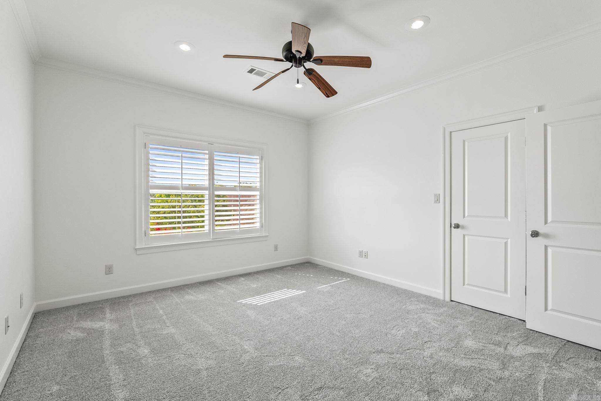 WOODLANDS EDGE - Residential