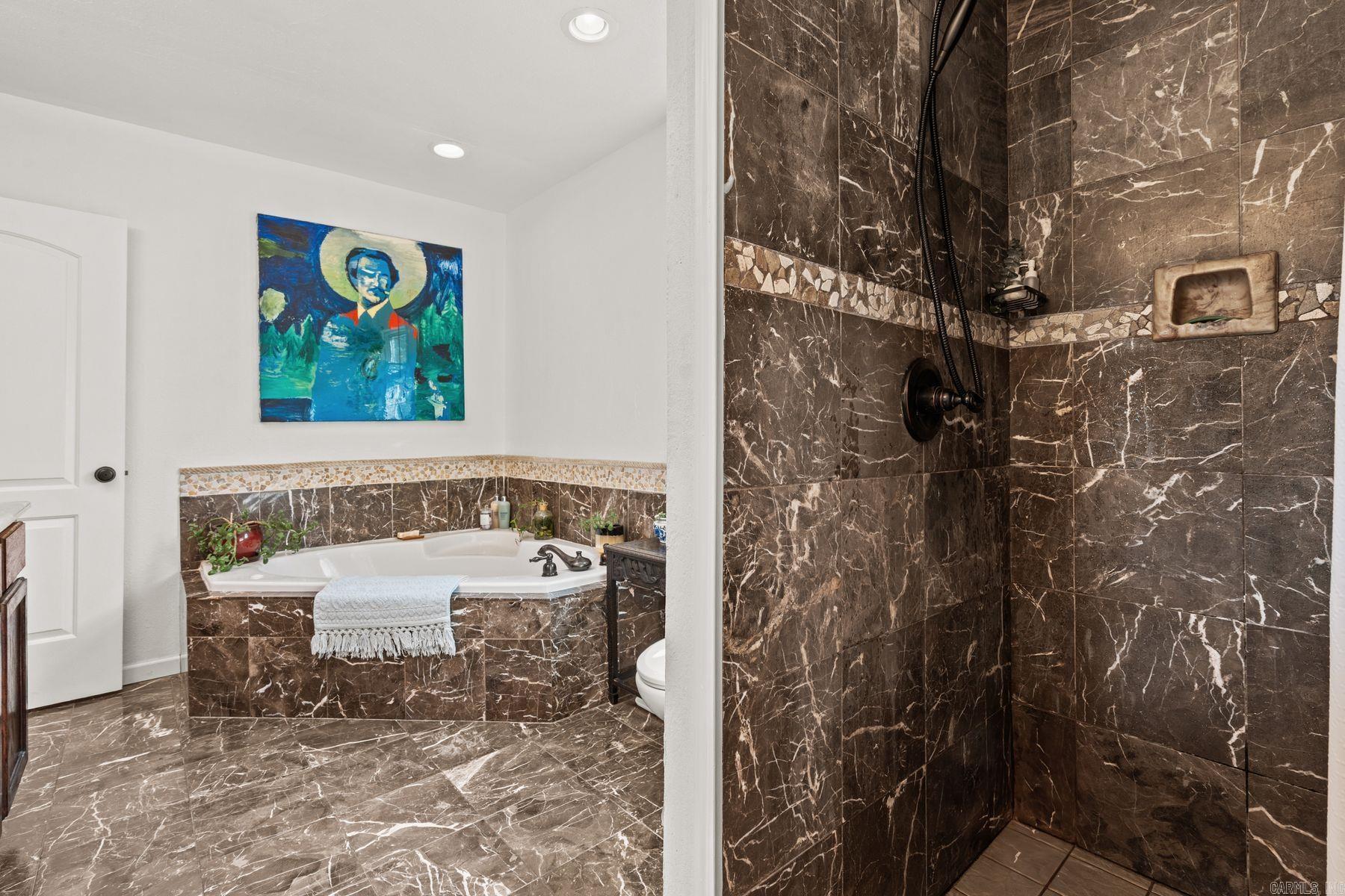 FOREST PARK - Residential