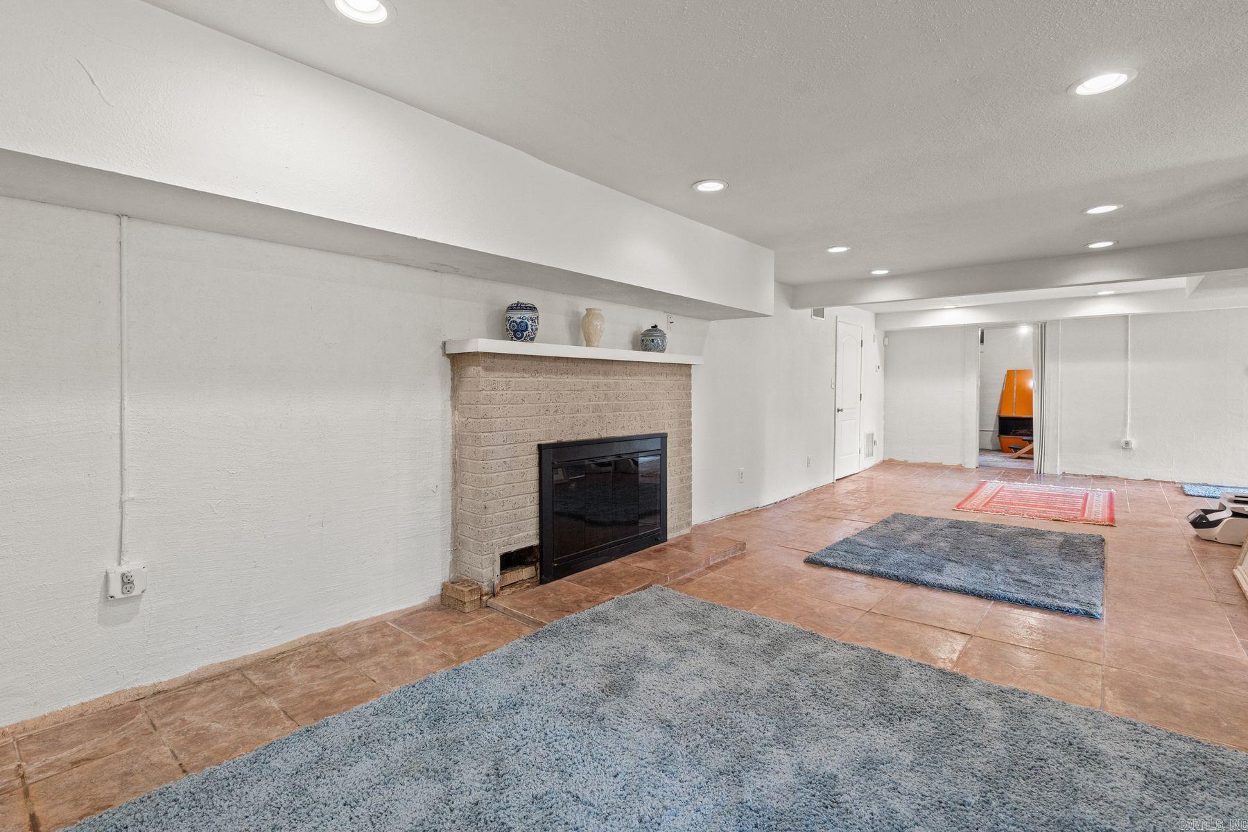 FOREST PARK - Residential