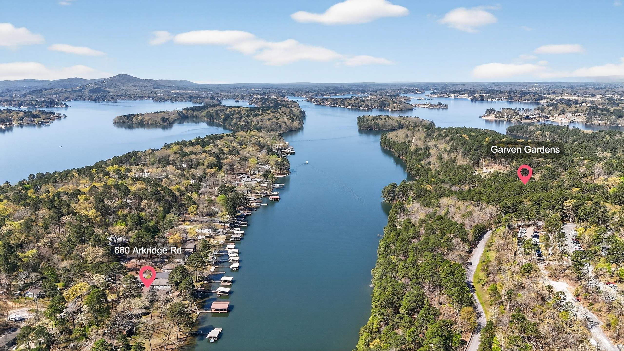 ARKRIDGE LAKE ESTATES - Residential