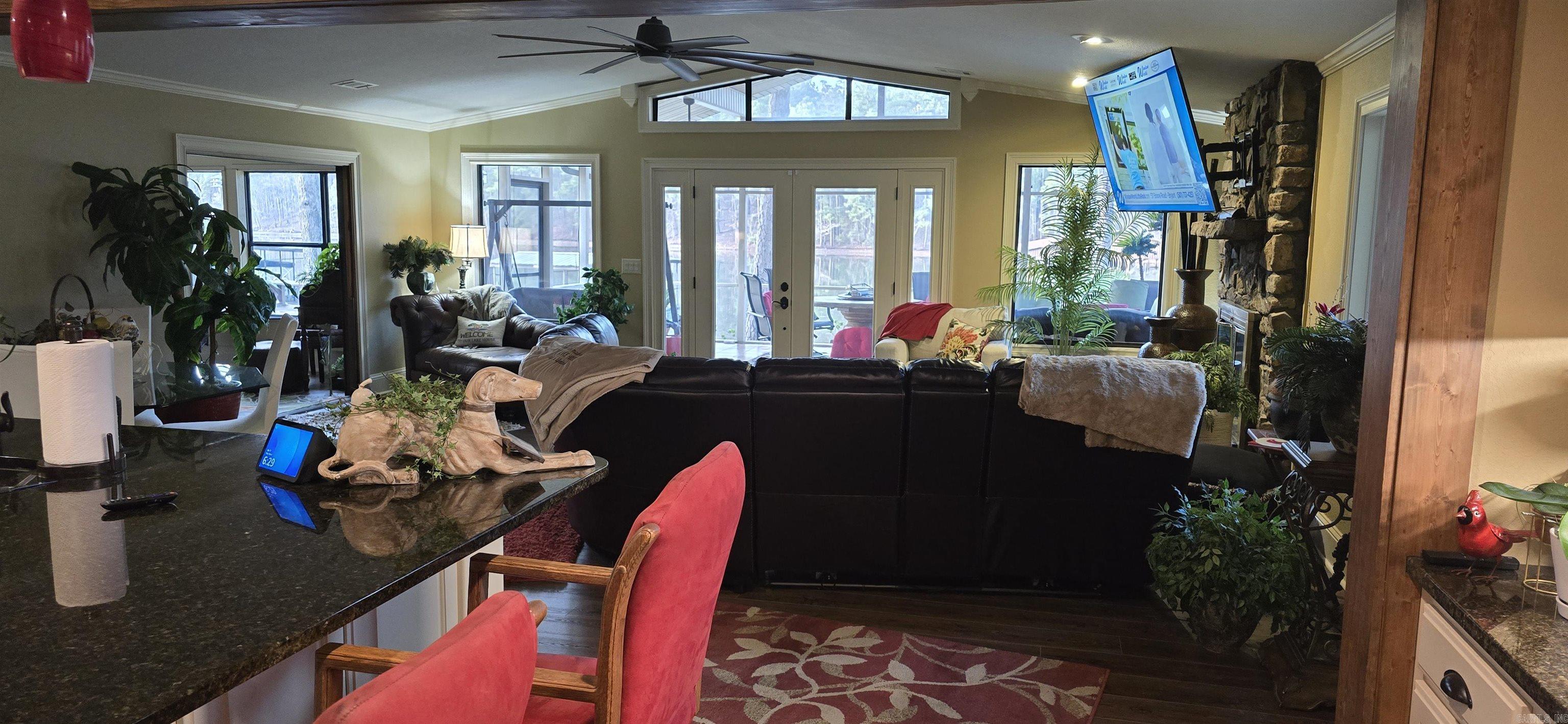 ARKRIDGE LAKE ESTATES - Residential