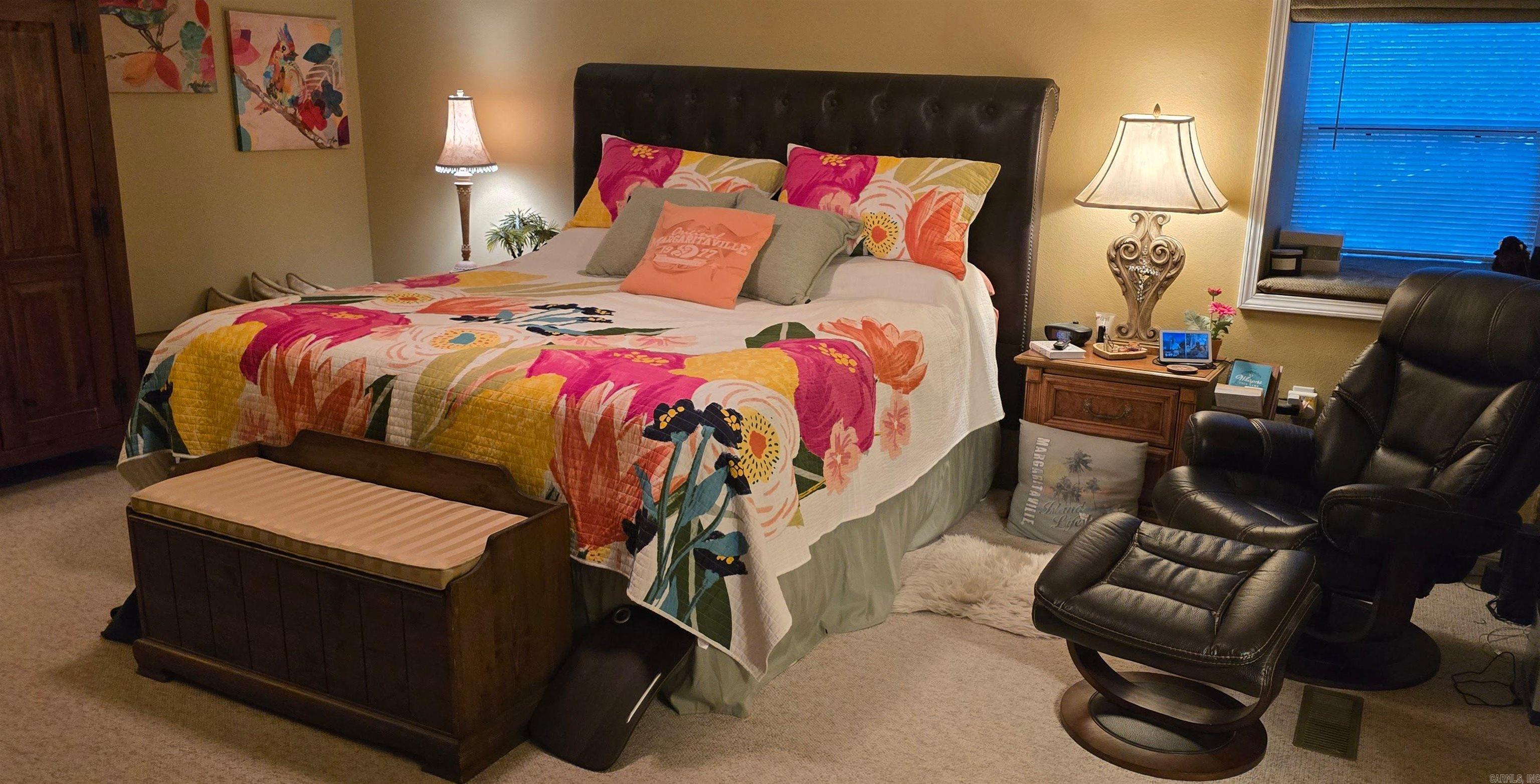 ARKRIDGE LAKE ESTATES - Residential