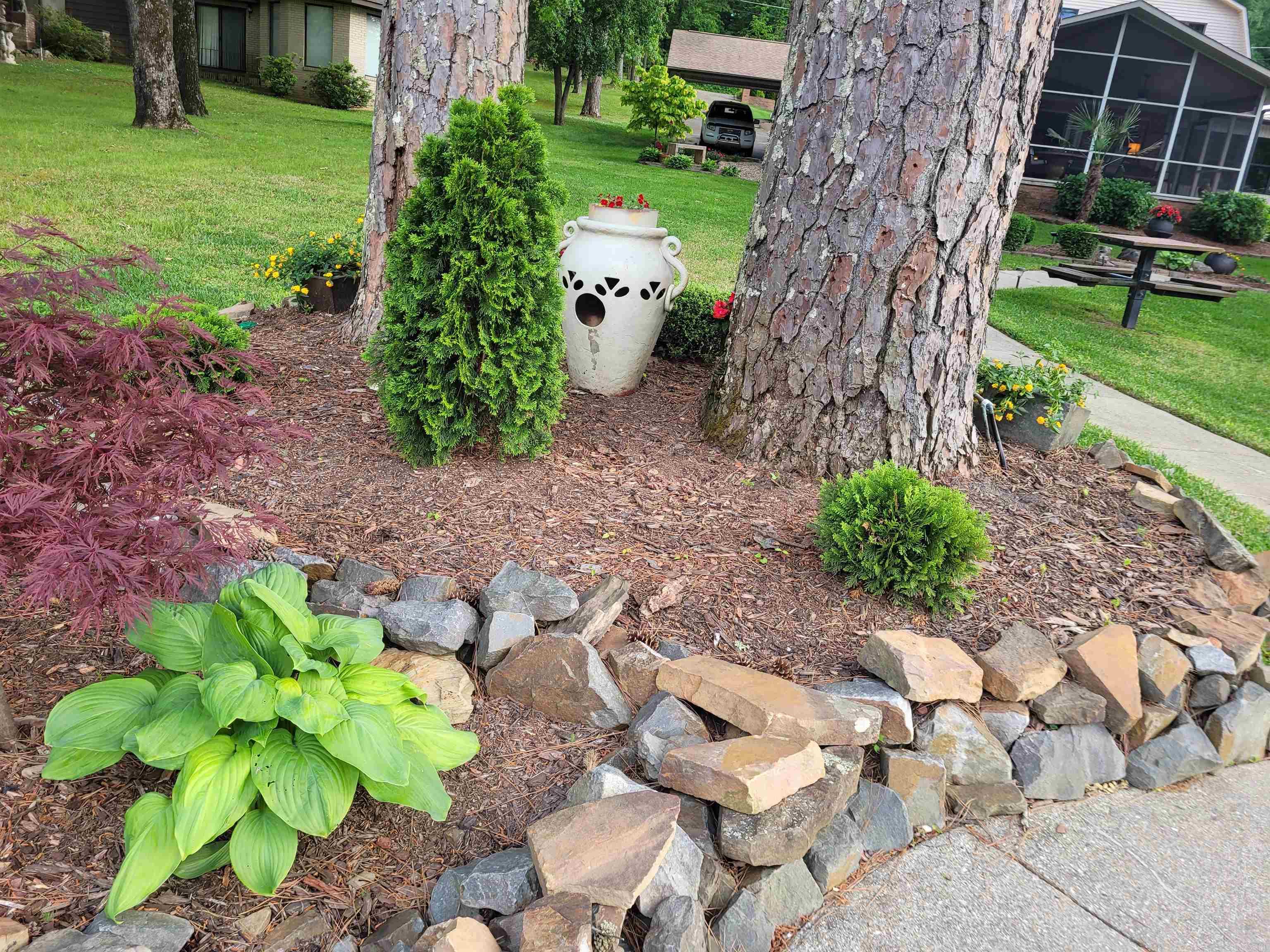 ARKRIDGE LAKE ESTATES - Residential