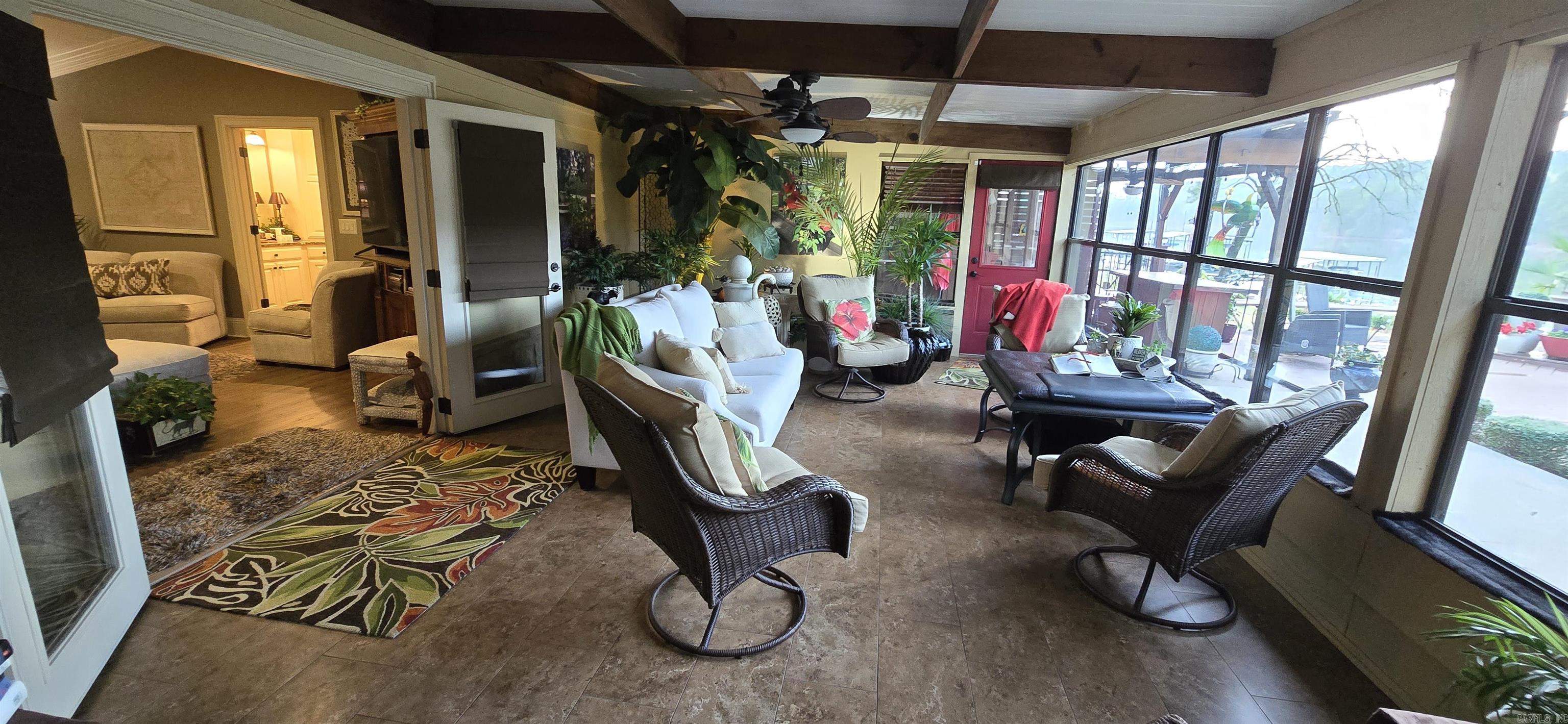 ARKRIDGE LAKE ESTATES - Residential