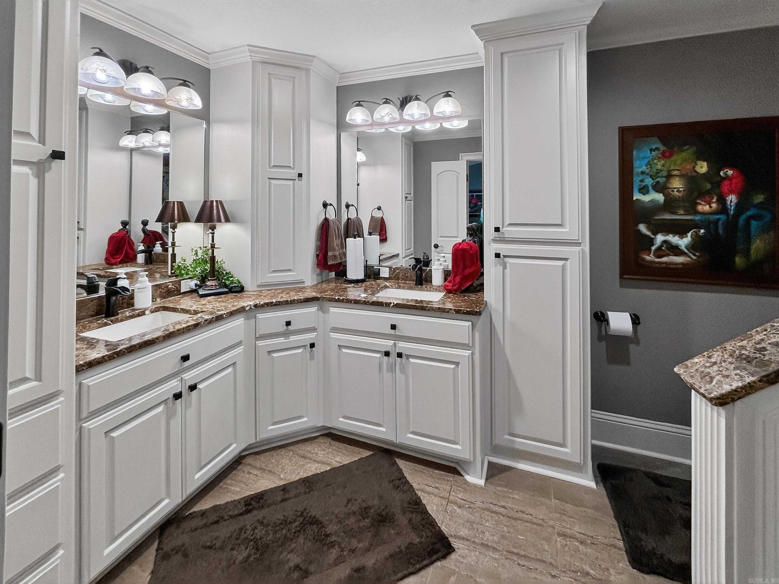 ARKRIDGE LAKE ESTATES - Residential