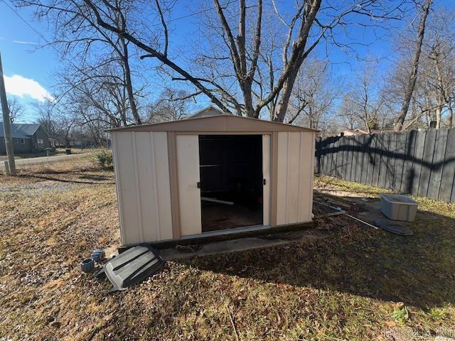 Halls Second - Residential