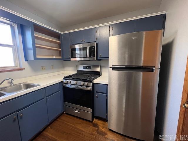 Halls Second - Residential