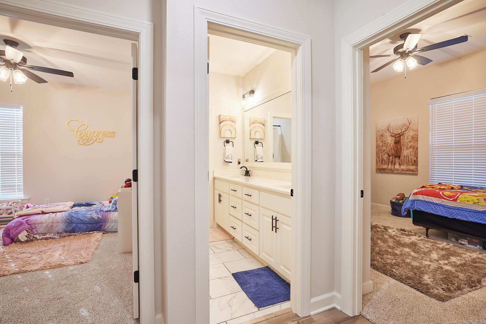 DAWSONS POINTE - Residential