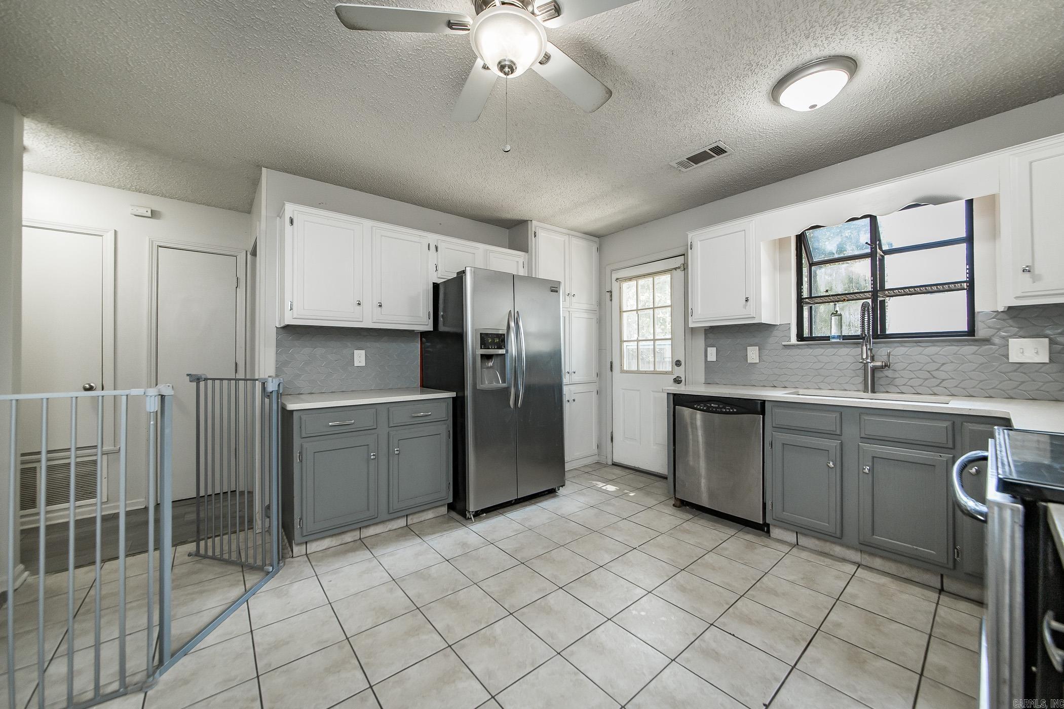 RIDGELEA ADDN - Residential