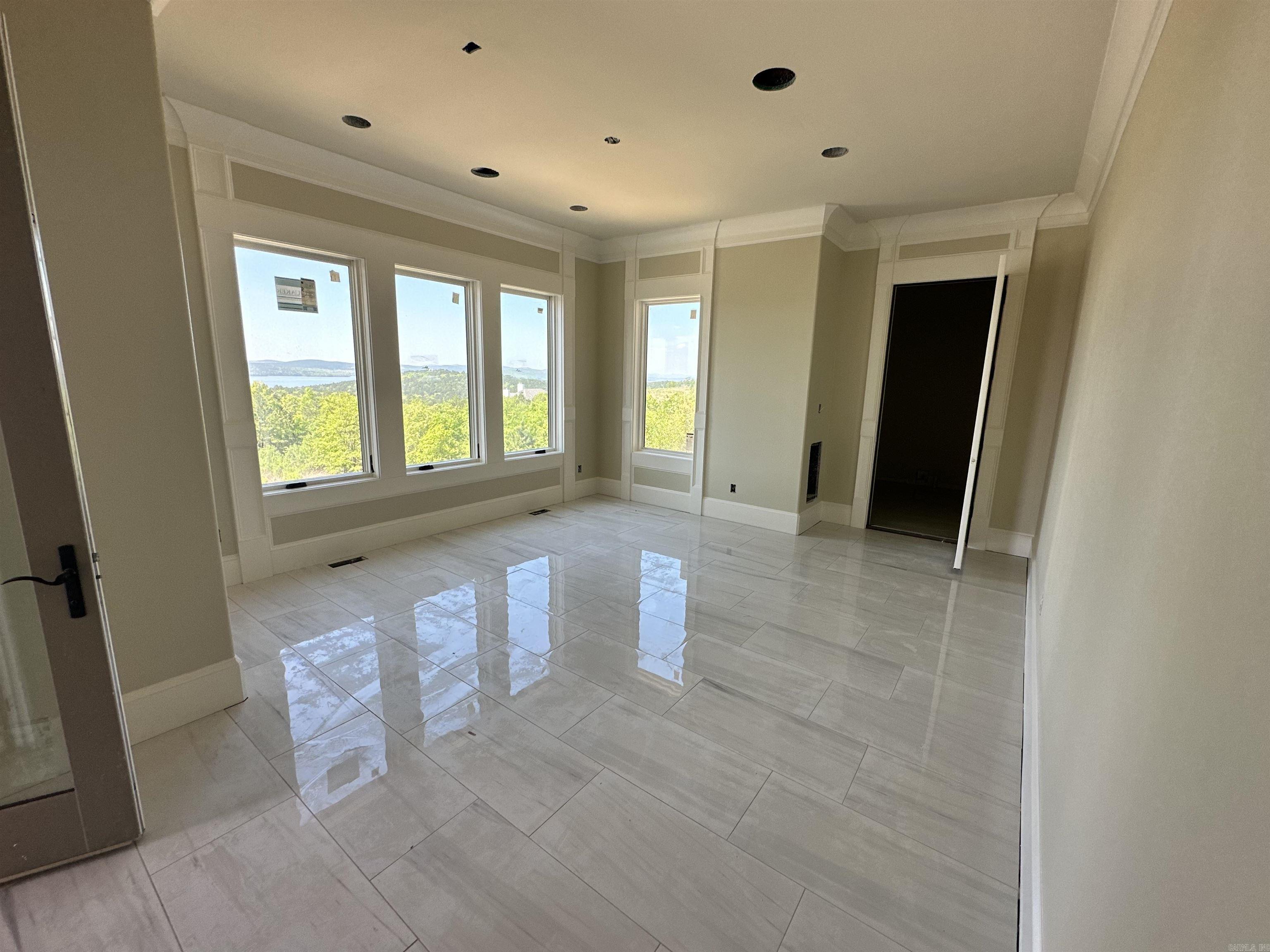 WATERVIEW ESTATES - Residential