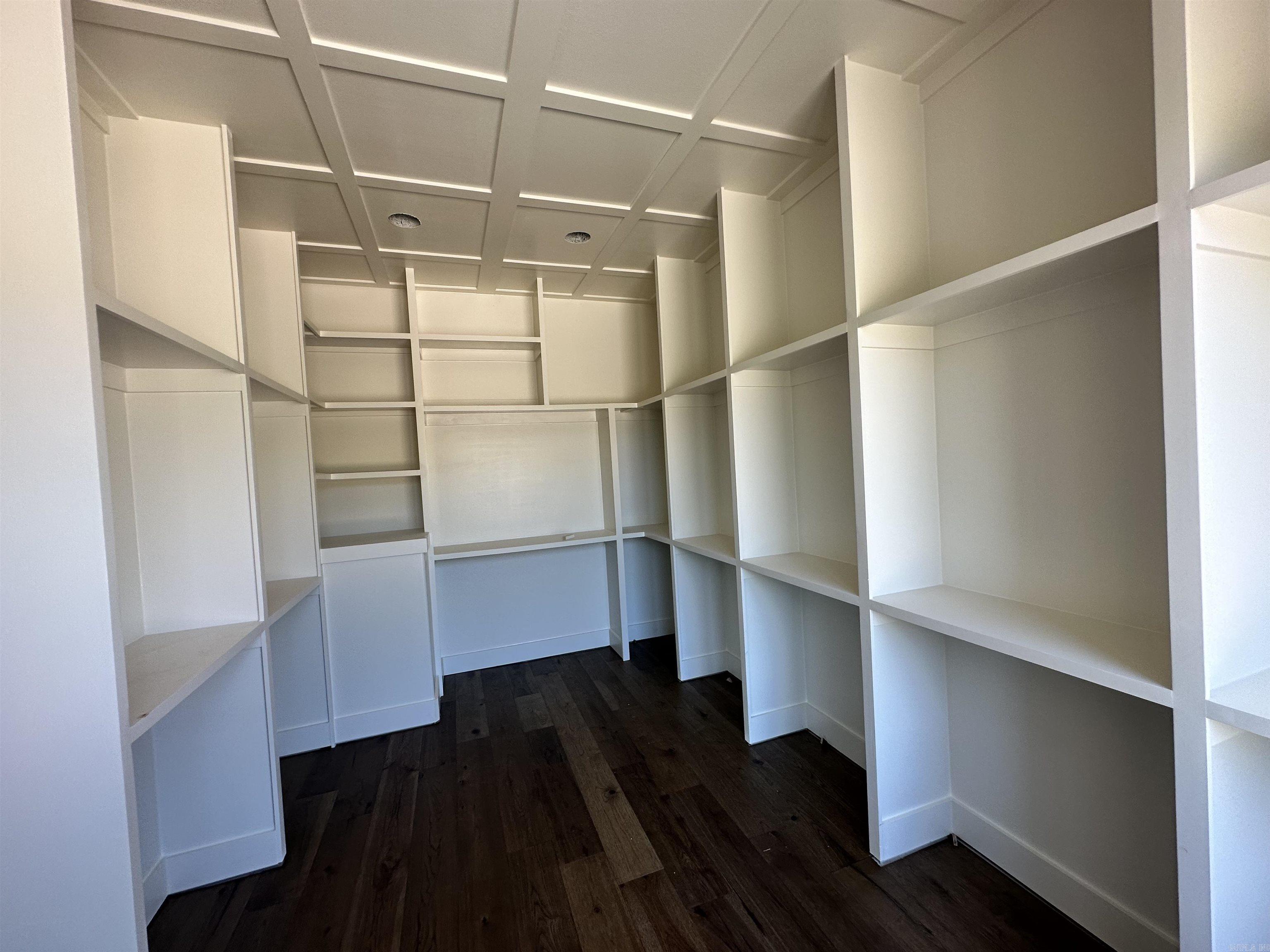 WATERVIEW ESTATES - Residential