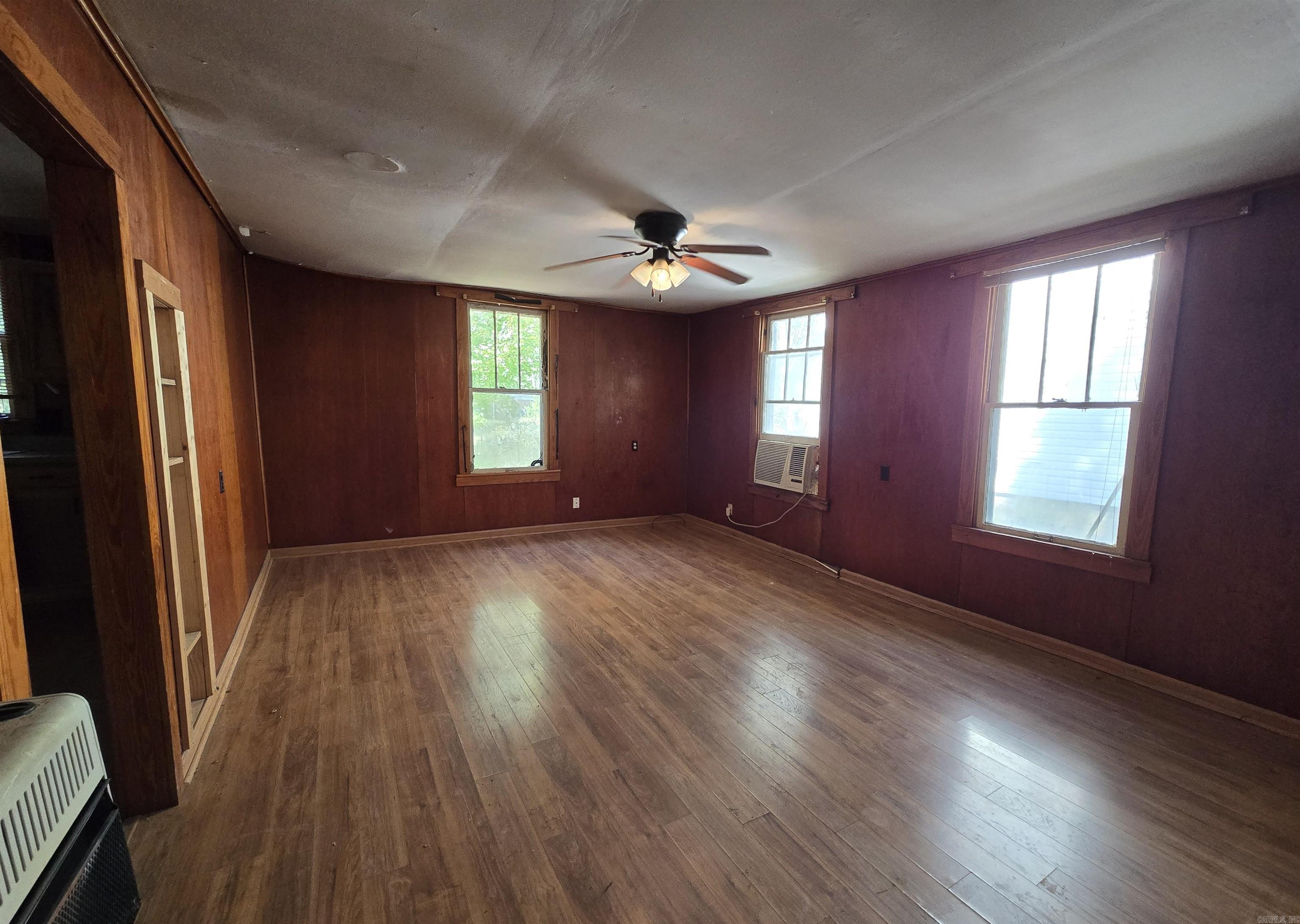PYTHIAN CLUB - Residential