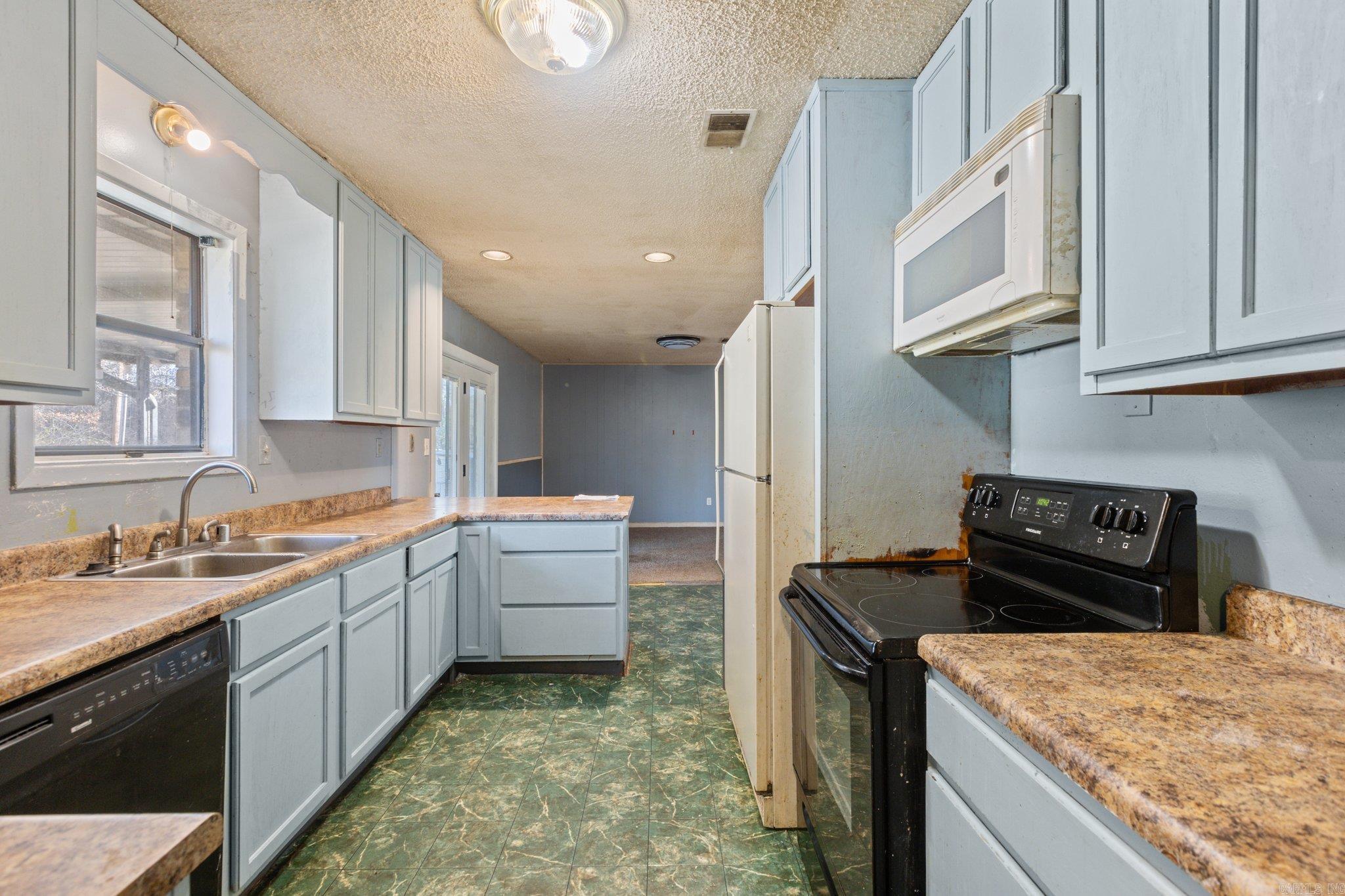 ARCHVIEW AC - Residential