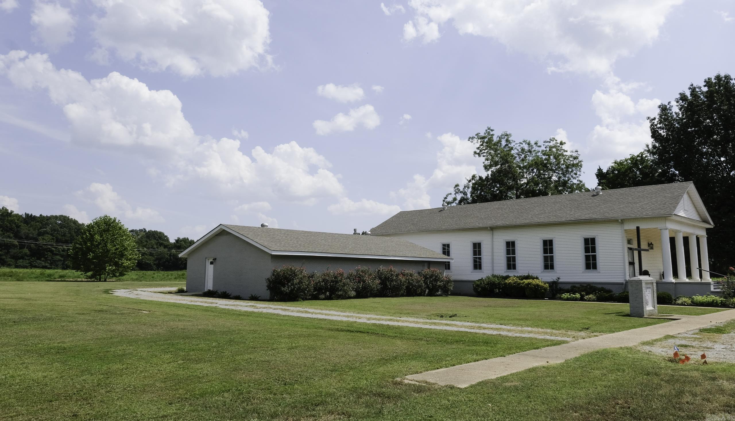 Metes & Bounds - Commercial Sale